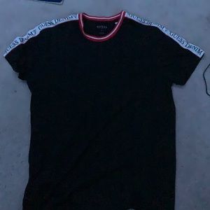 Black Guess T shirt